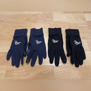 Tracksmith 2 Pairs of Inverno Gloves - Unisex Size S/M (Black and Navy Blue)